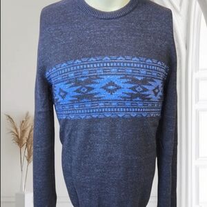 GAP Men's Navy and Blue Patterned Crewneck Sweater